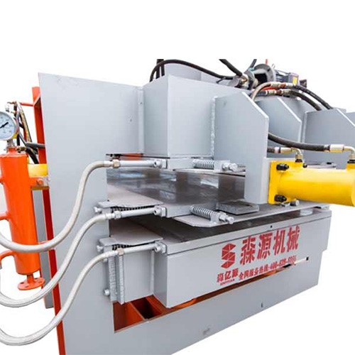 1567818416891231.jpg 拼板機結構